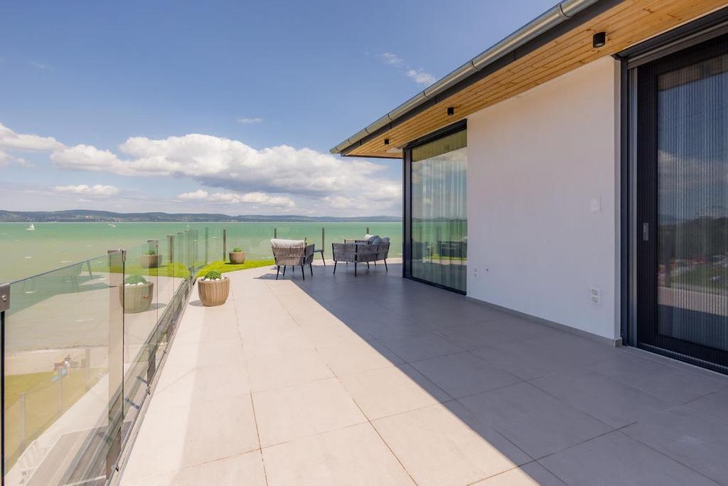 Lellemarine By Bltn Apartmanok บาลาตอนแลลเล ภายนอก รูปภาพ
